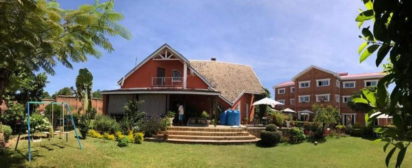 GraceHouse B&B Ivato airport